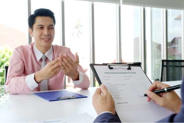 10 câu hỏi phỏng vấn xin việc thường gặp và hướng dẫn cách trả lời careerviet1.jpg