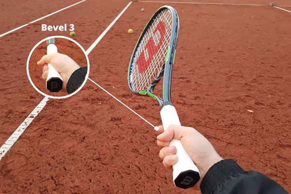cach-chon-can-vot-tennis-avt.jpg