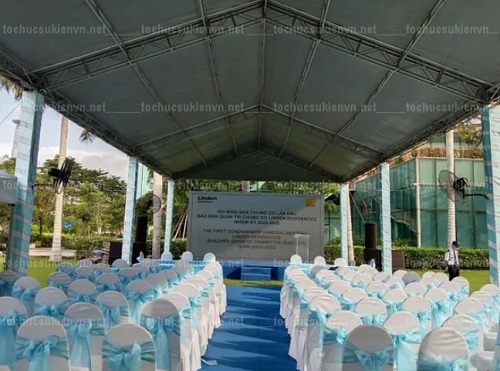 cho thuê bàn ghế quận 7.jpg