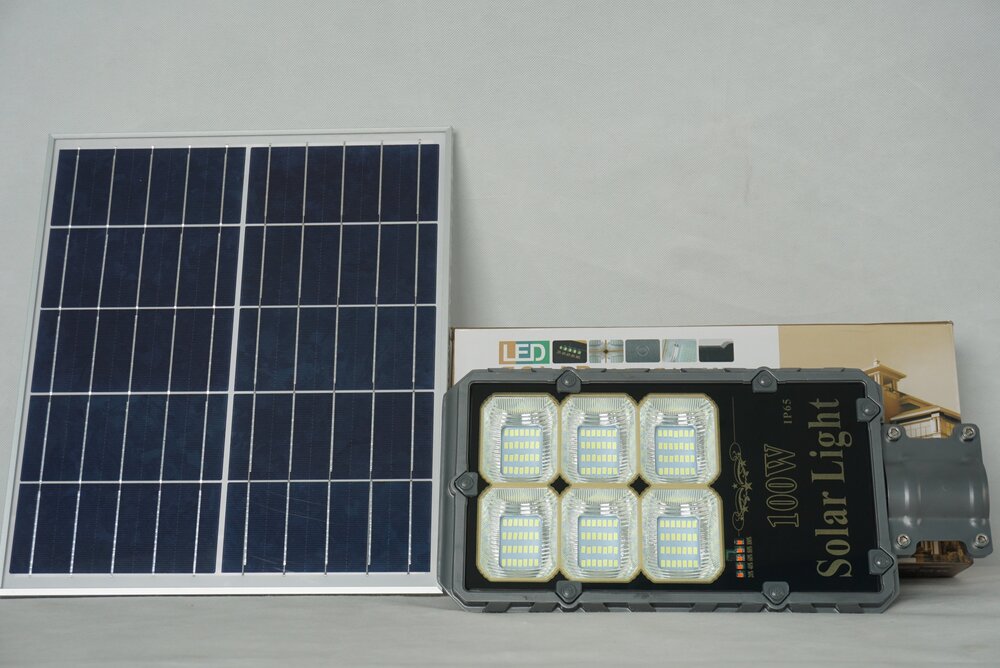 den-duong-nlmt-Roiled-RB-100w-3.jpg