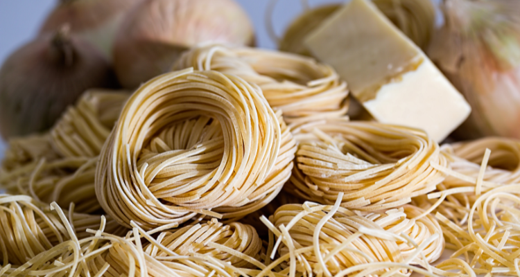 phu-gia-trong-mi-bun-pho-1.png