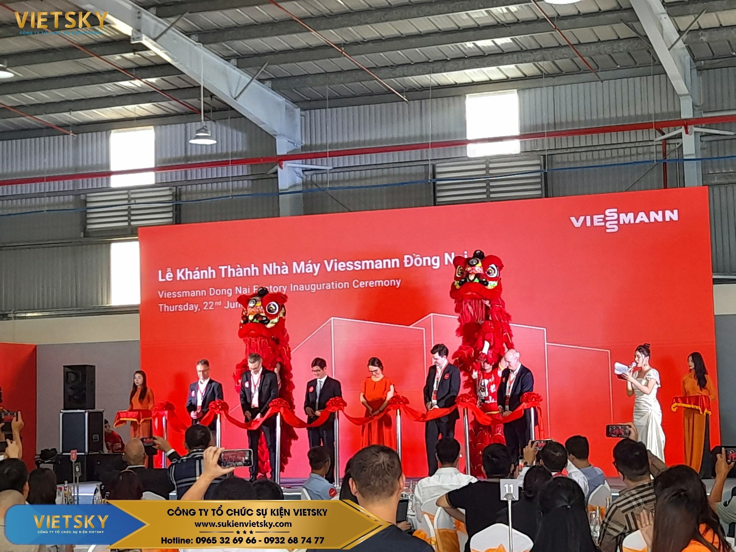 to-chuc-le-khanh-thanh-gia-re.jpg