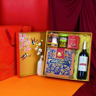 wineshop3.jpg