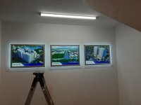 gia-tranh-dien-tu-treo-tuong.jpg